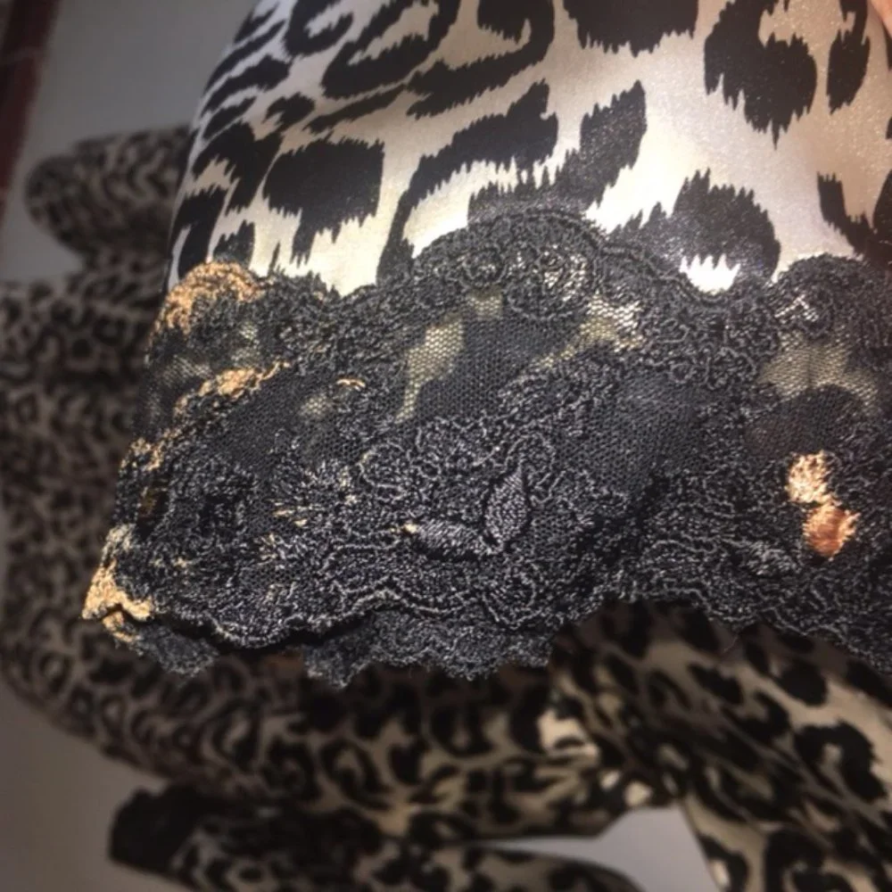 Intimate Essentials Robe Leopard Animal Print Large - Picture 6 of 6